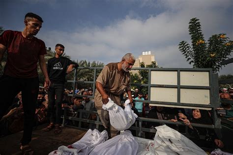 Gazze’de yerinden edilenlerin sayısı 1,5 milyona yaklaştı